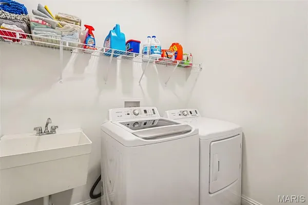 $675,000 | 1074 Bloomfield Drive, Eureka, MO 63025