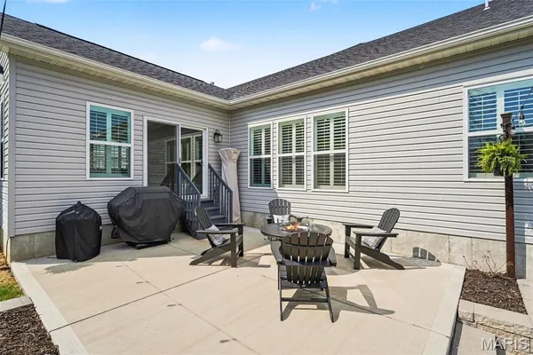 $675,000 | 1074 Bloomfield Drive, Eureka, MO 63025