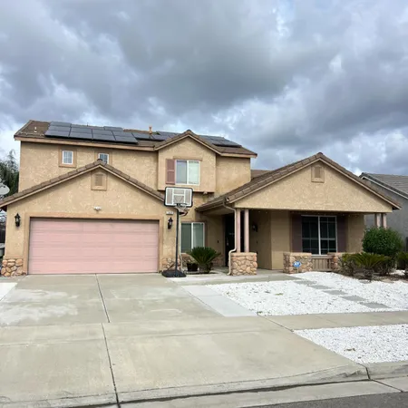 $429,000 | 1950 West Rio Hondo Way, Hanford, CA 93230