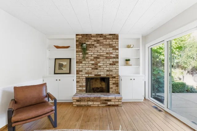 $2,095,000 | 255 East Oakwood Boulevard, Redwood City, CA 94061