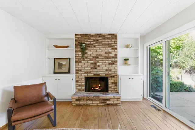 $2,095,000 | 255 East Oakwood Boulevard, Redwood City, CA 94061