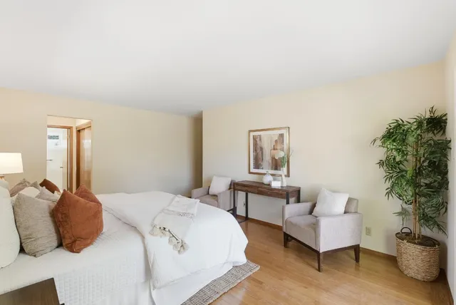 $2,095,000 | 255 East Oakwood Boulevard, Redwood City, CA 94061