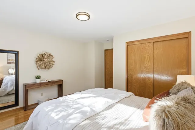 $2,095,000 | 255 East Oakwood Boulevard, Redwood City, CA 94061