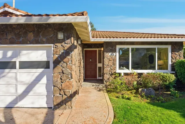 $2,095,000 | 255 East Oakwood Boulevard, Redwood City, CA 94061