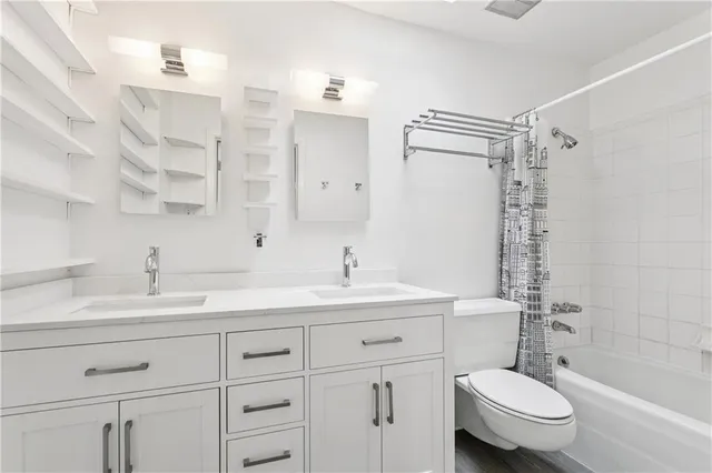 $3,600 | 201 Iona Street, Metairie, LA 70005