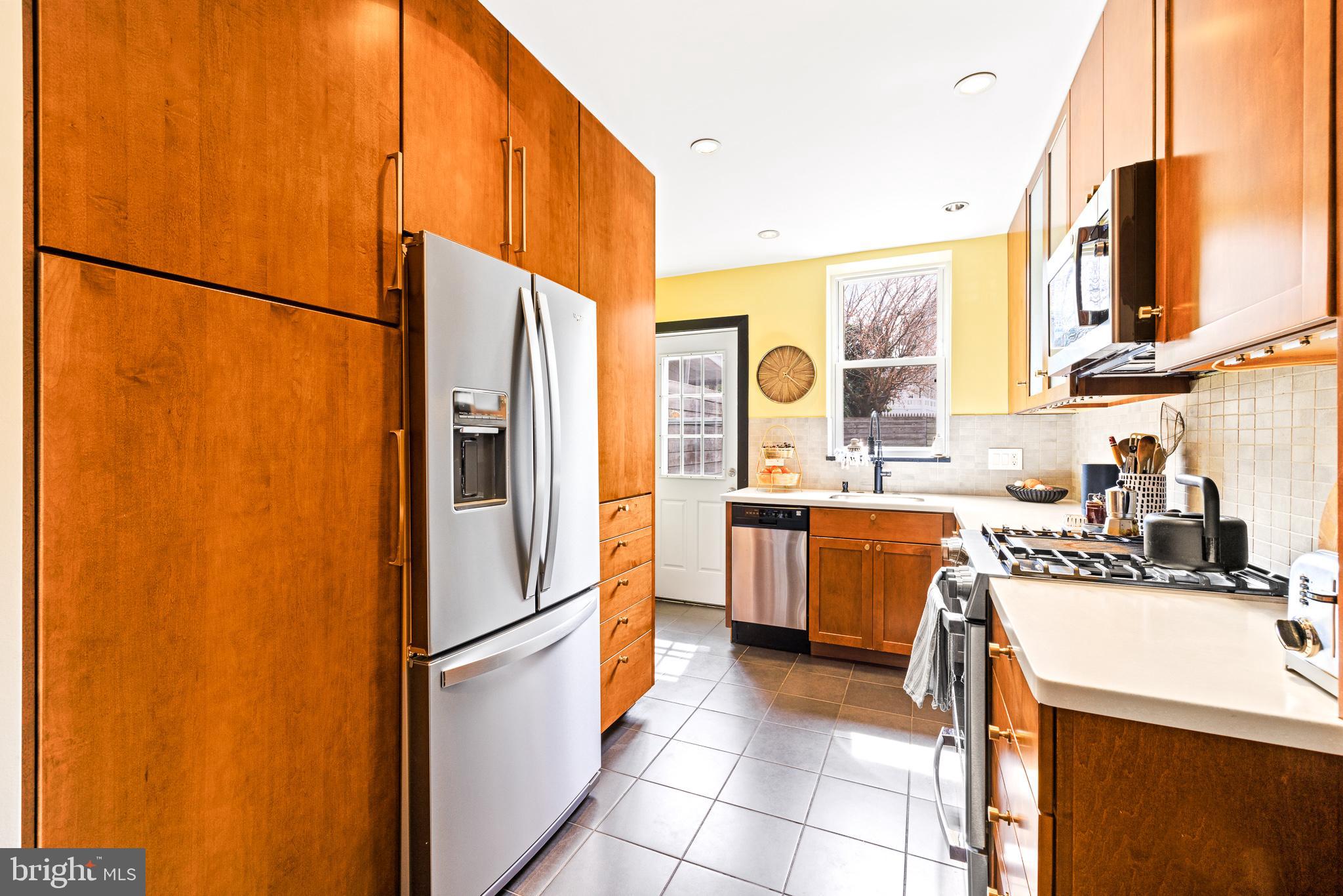 409 Ripka Street Philadelphia, PA 19128 - Photo 12 of 34 Gallery Image 12