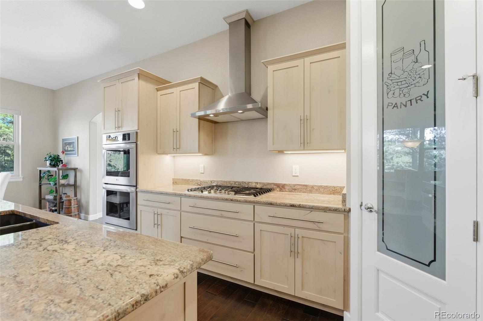 8056 Monarch Road Larkspur, CO 80118 - Photo 7 of 49