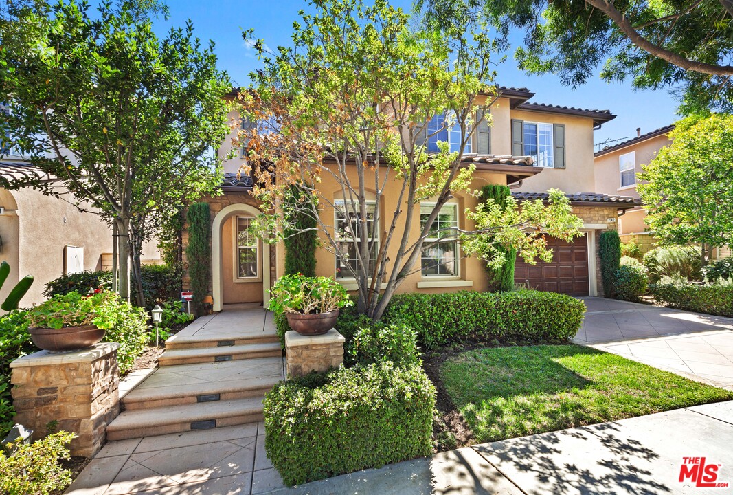 142 Treehouse Irvine, CA 92603 - Photo 1 of 36