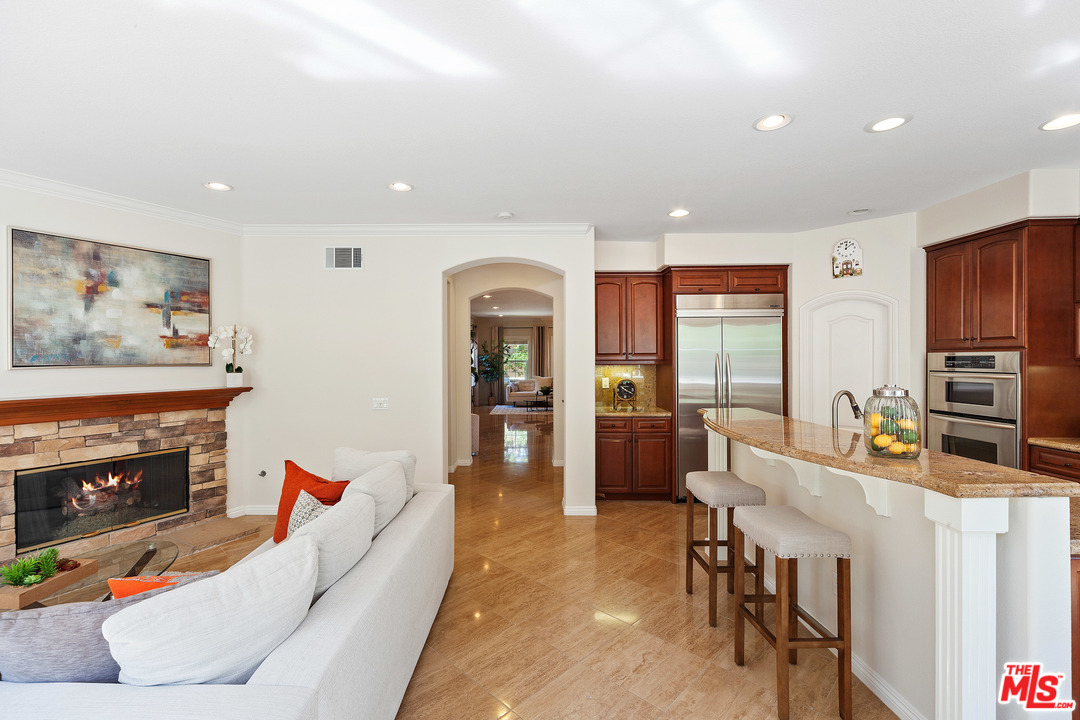 142 Treehouse Irvine, CA 92603 - Photo 15 of 36