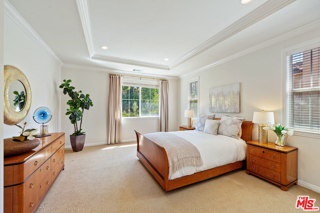 142 Treehouse Irvine, CA 92603 - Photo 25 of 36