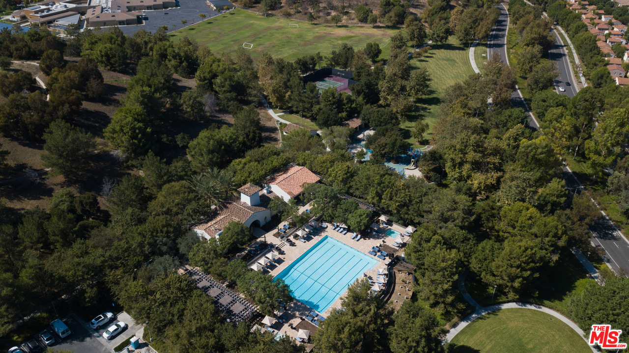 142 Treehouse Irvine, CA 92603 - Photo 35 of 36