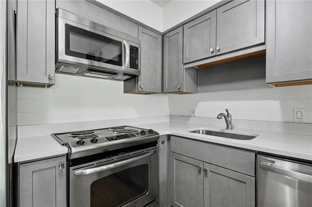 3200 Rim Cove Drive, Unit 172 Cumming, GA 30041 - Photo 5 of 38