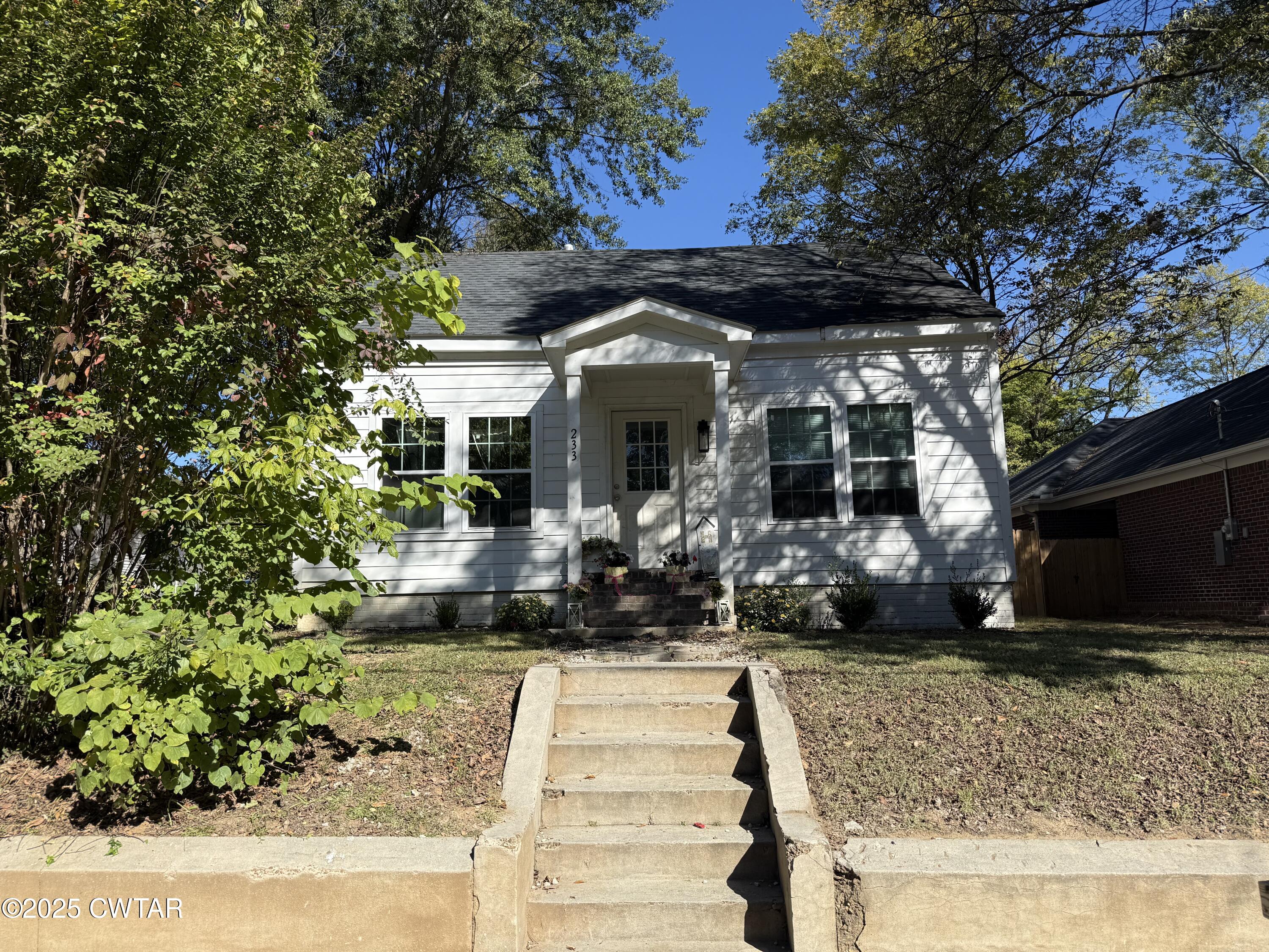 122 Campbell Street Jackson, TN 38301 - Photo 8 of 12 233 Linden
