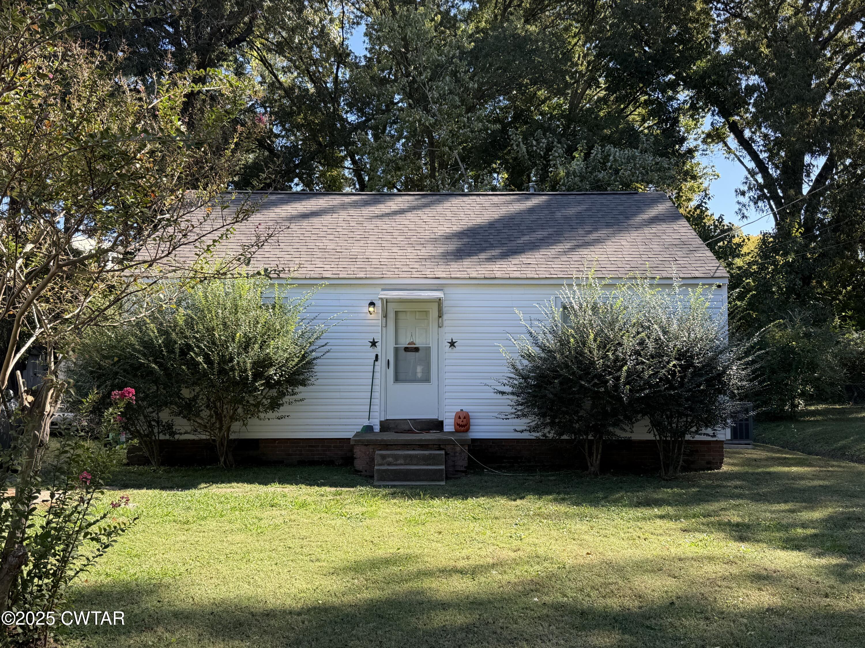 122 Campbell Street Jackson, TN 38301 - Photo 9 of 12 168 Summar