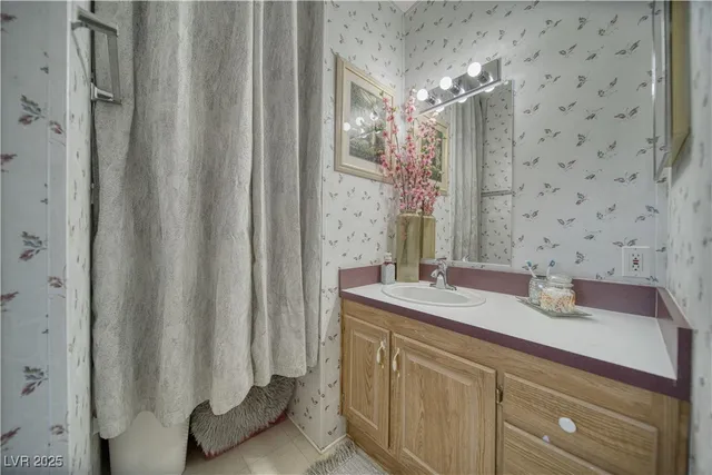 $250,000 | 1440 East Irene Street, Pahrump, NV 89060