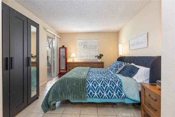 $449,900 | 2507 East 15th Street, Unit 118, Long Beach, CA 90804