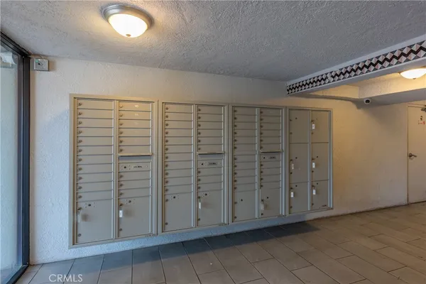 $449,900 | 2507 East 15th Street, Unit 118, Long Beach, CA 90804