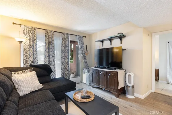 $449,900 | 2507 East 15th Street, Unit 118, Long Beach, CA 90804