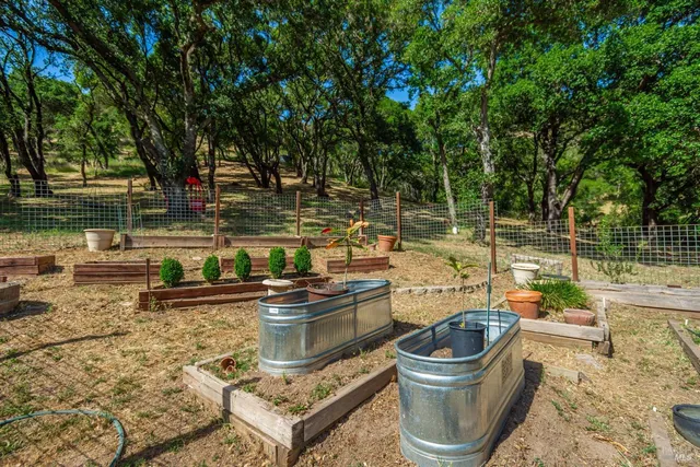 a outdoor space with lots of water fountain in it