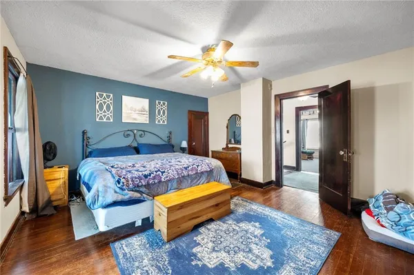 $240,000 | 403 North Wooden Avenue, Braymer, MO 64624