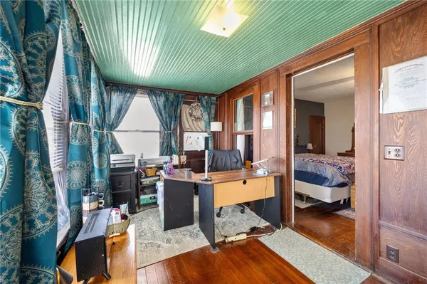 $240,000 | 403 North Wooden Avenue, Braymer, MO 64624