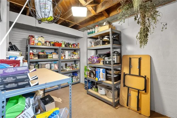 $240,000 | 403 North Wooden Avenue, Braymer, MO 64624