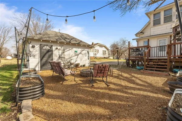 $240,000 | 403 North Wooden Avenue, Braymer, MO 64624