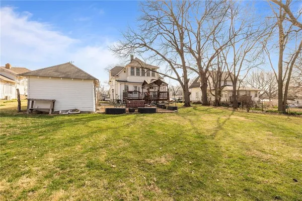 $240,000 | 403 North Wooden Avenue, Braymer, MO 64624