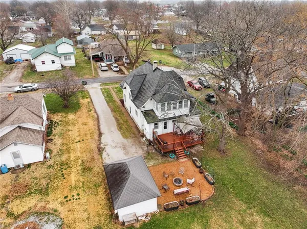 $240,000 | 403 North Wooden Avenue, Braymer, MO 64624