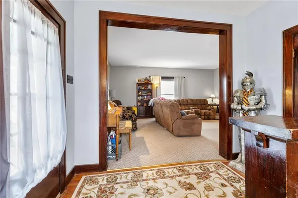 $240,000 | 403 North Wooden Avenue, Braymer, MO 64624