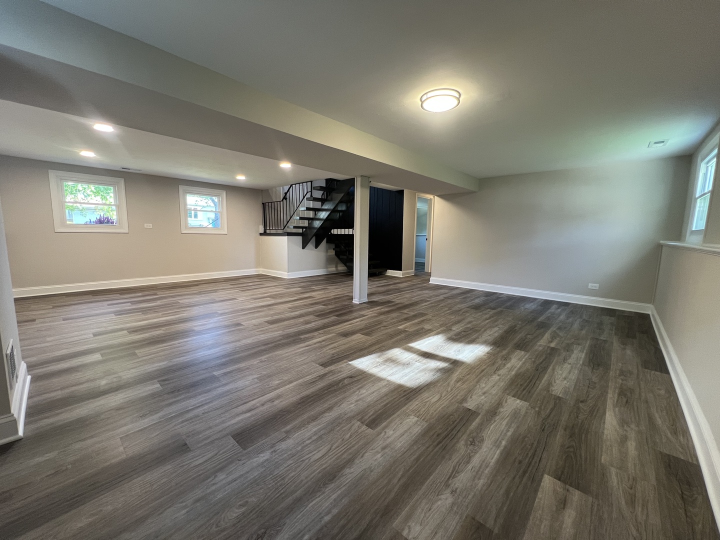 5735 Dover Road Oak Forest, IL 60452 - Photo 13 of 16 Gallery Image 13
