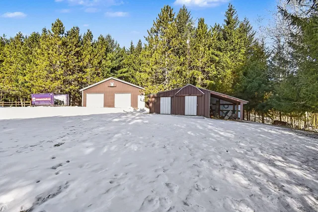 $359,900 | 2345 Cemetery Road, Gladwin, MI 48624