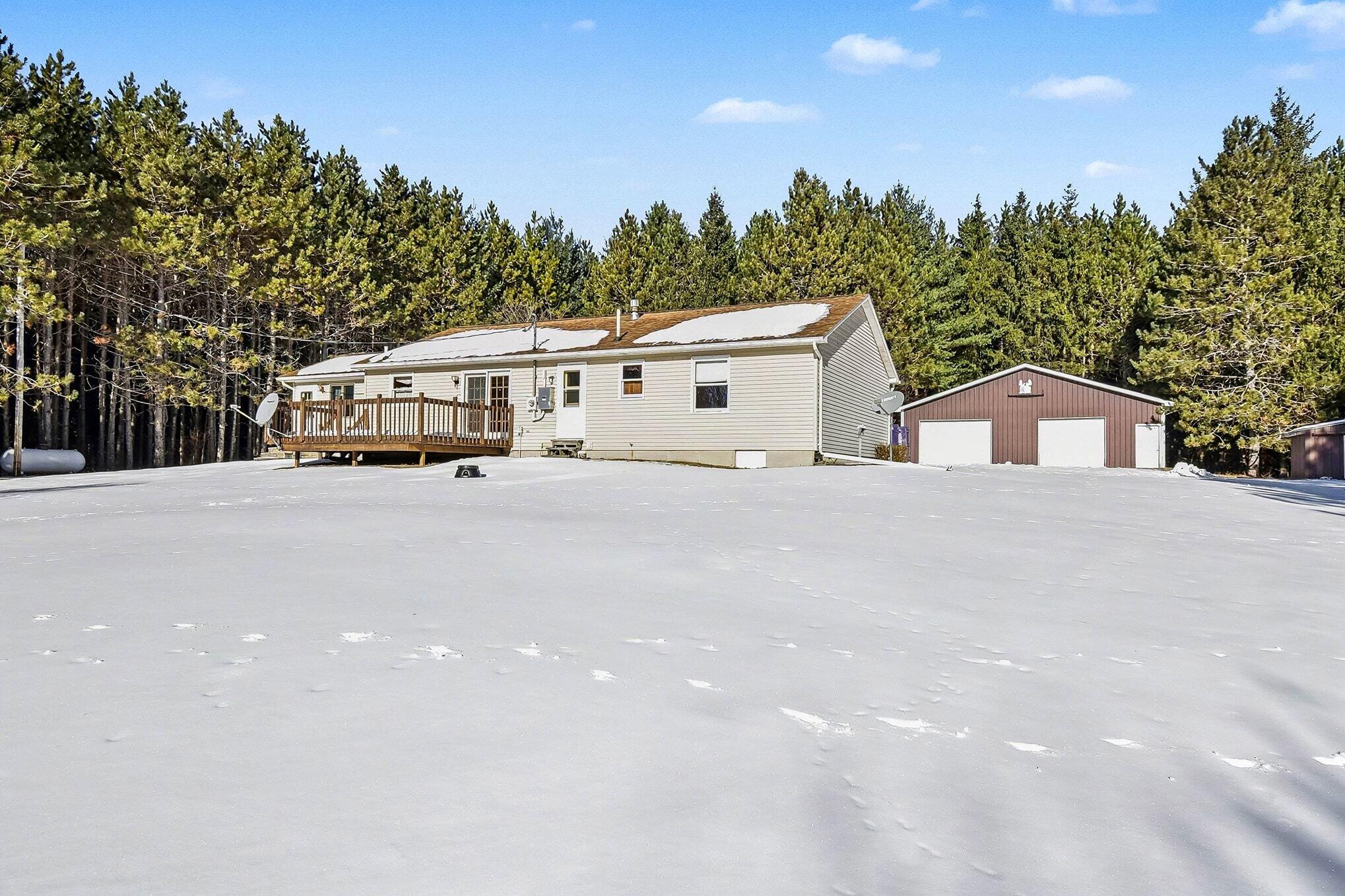 2345 Cemetery Road Gladwin, MI 48624 - Photo 24 of 32 024_file_8654