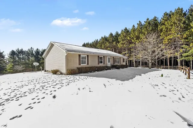 $359,900 | 2345 Cemetery Road, Gladwin, MI 48624