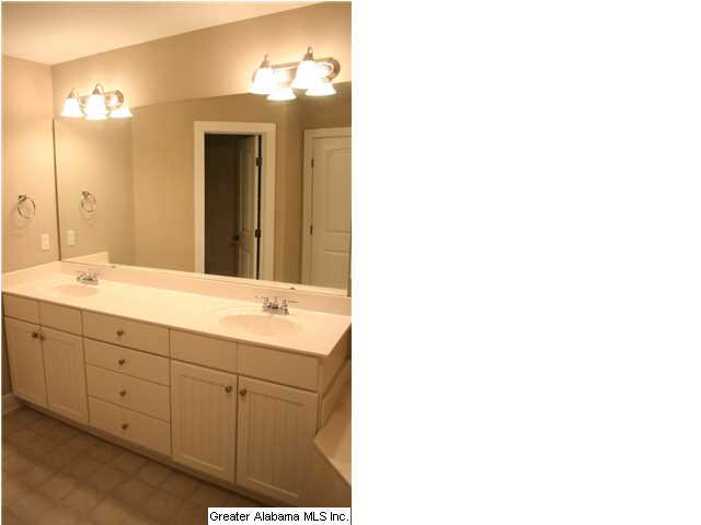 172 Stonecreek Place Calera, AL 35040 - Photo 10 of 20