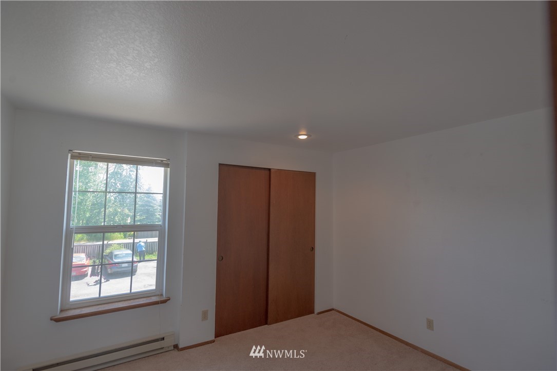 2280 Douglas Road Ferndale, WA 98248 - Photo 10 of 16 an empty room with windows