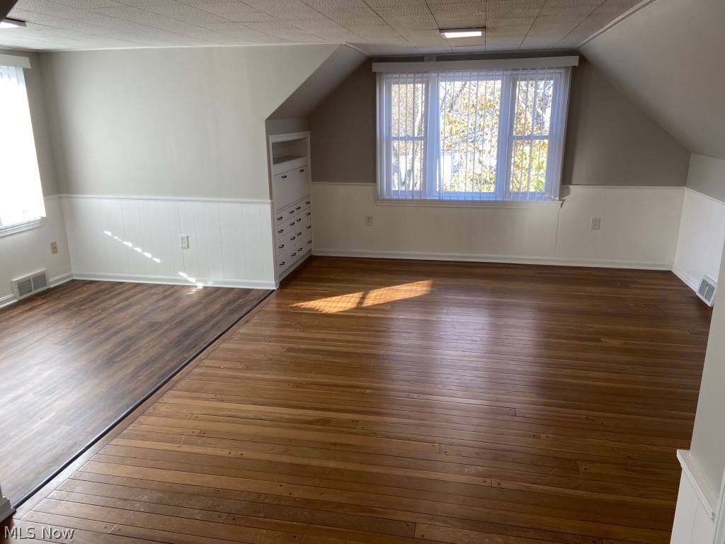 1212 Gordon Road Lyndhurst, OH 44124 - Photo 17 of 20