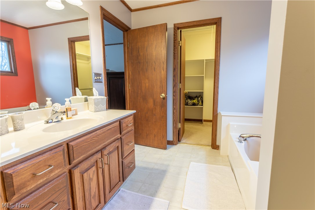 1806 Berna Road Akron, OH 44312 - Photo 24 of 35