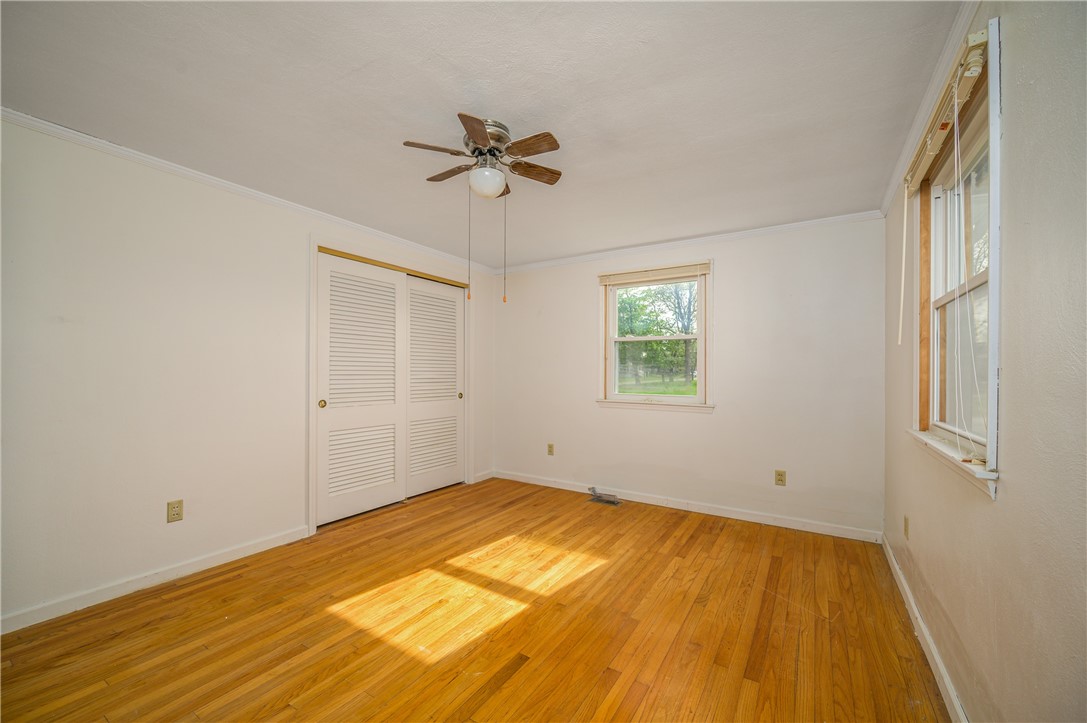 902 Locust Street Marshall, IL 62441 - Photo 15 of 21