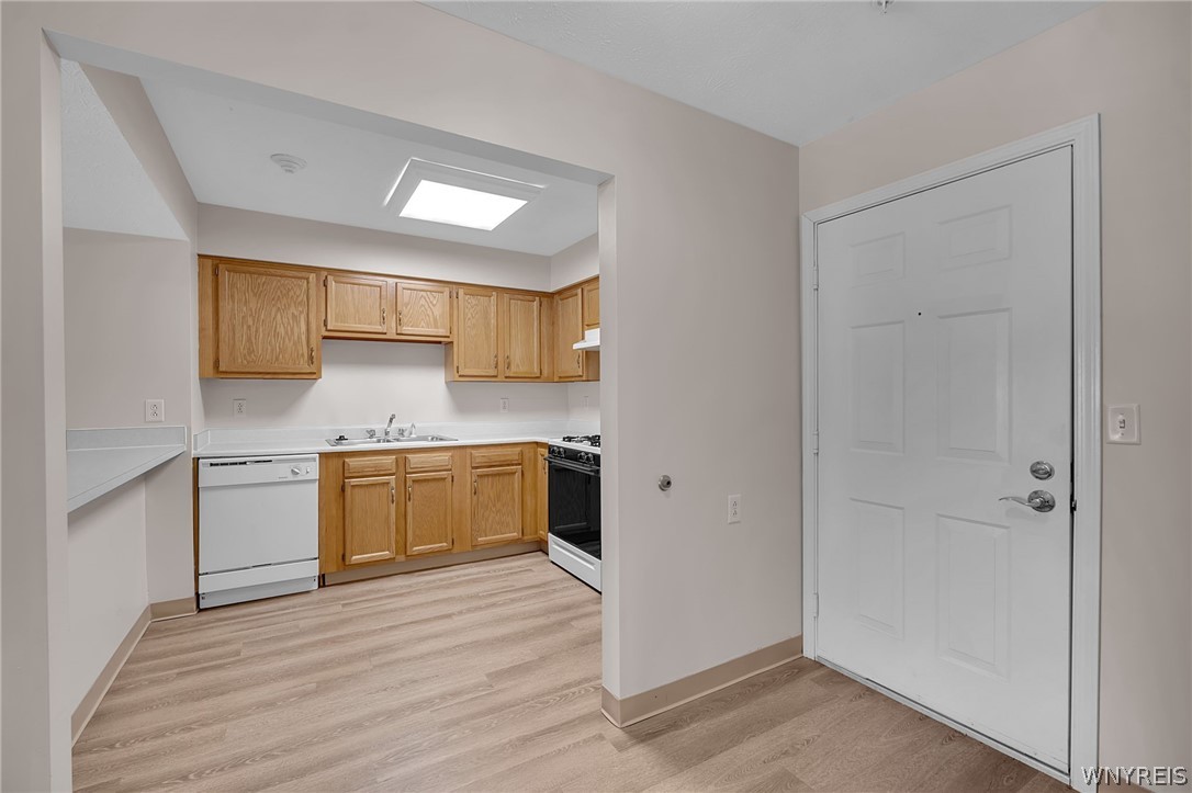 2250 North French Road Amherst, NY 14068 - Photo 17 of 38