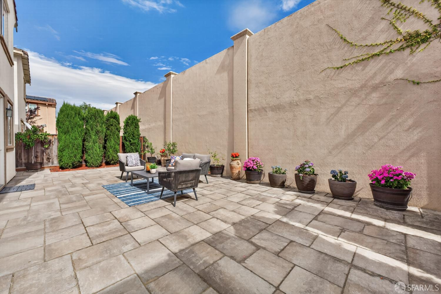 360 Gerald Circle Milpitas, CA 95035 - Photo 38 of 46 a view of a terrace with sitting area