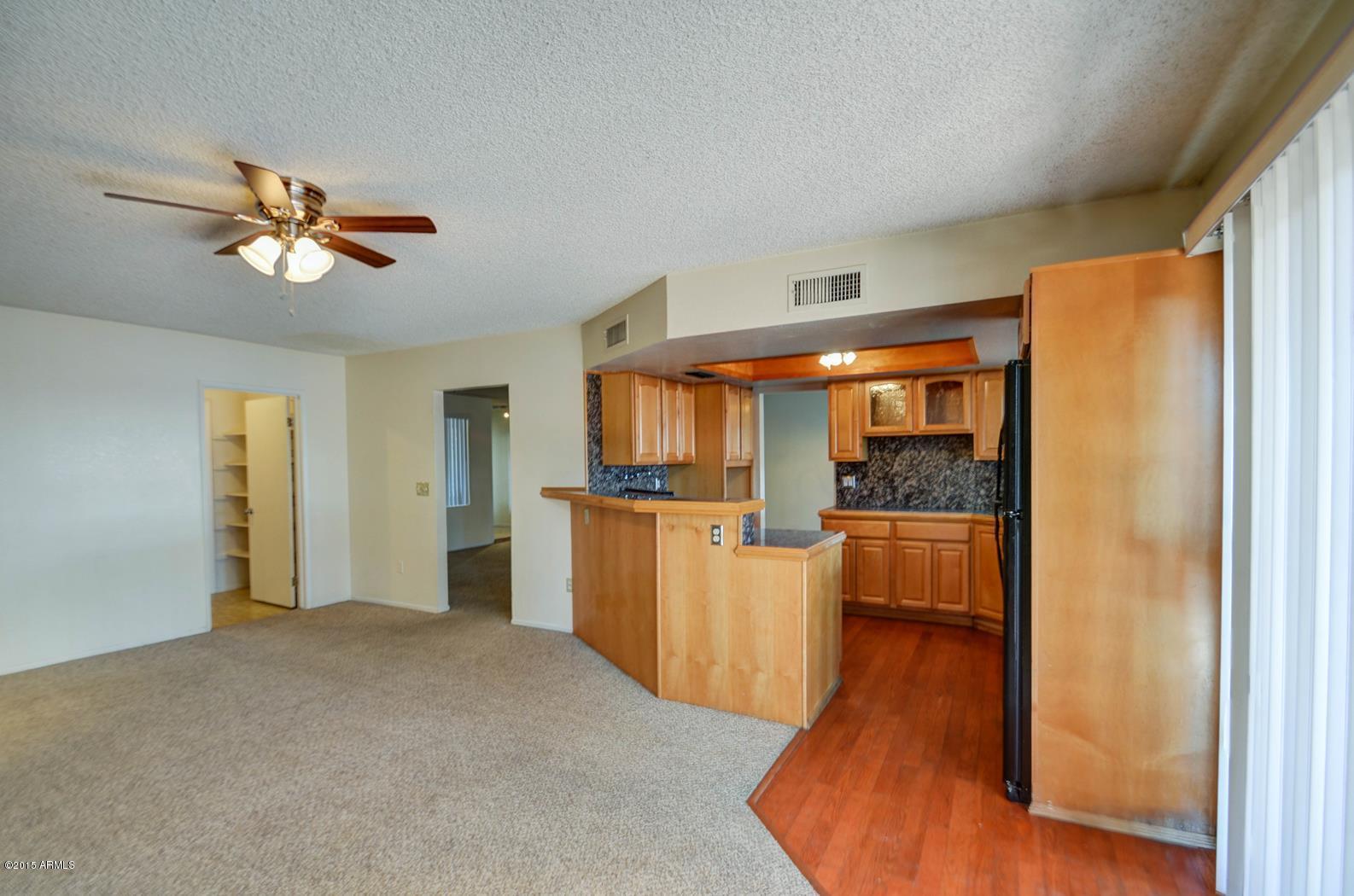 4233 West Ruth Avenue Phoenix, AZ 85051 - Photo 13 of 39 family room-2