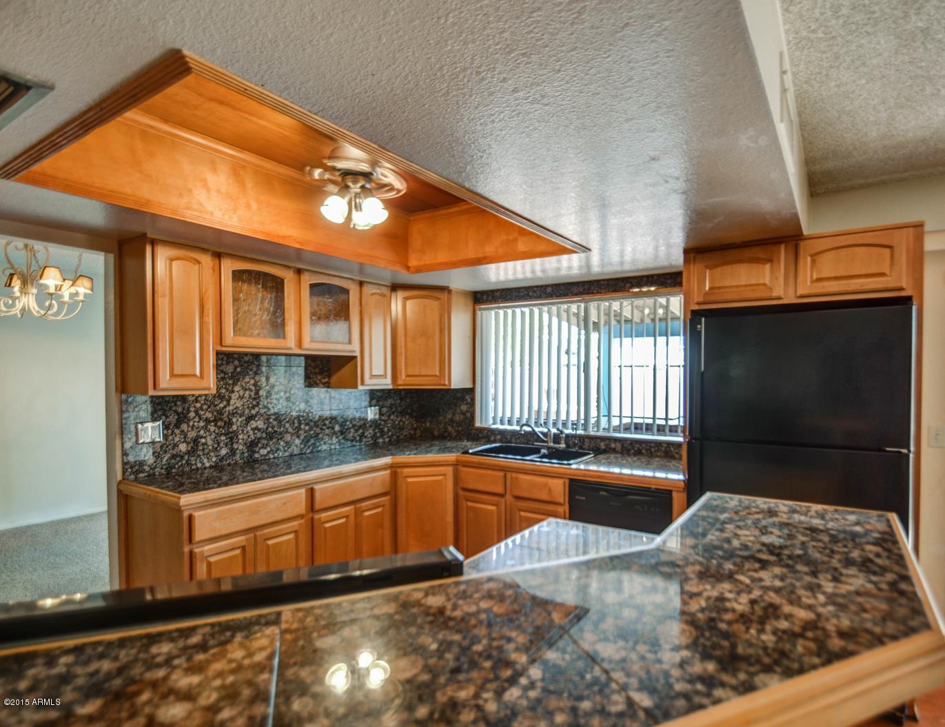 4233 West Ruth Avenue Phoenix, AZ 85051 - Photo 18 of 39 kitchen-2