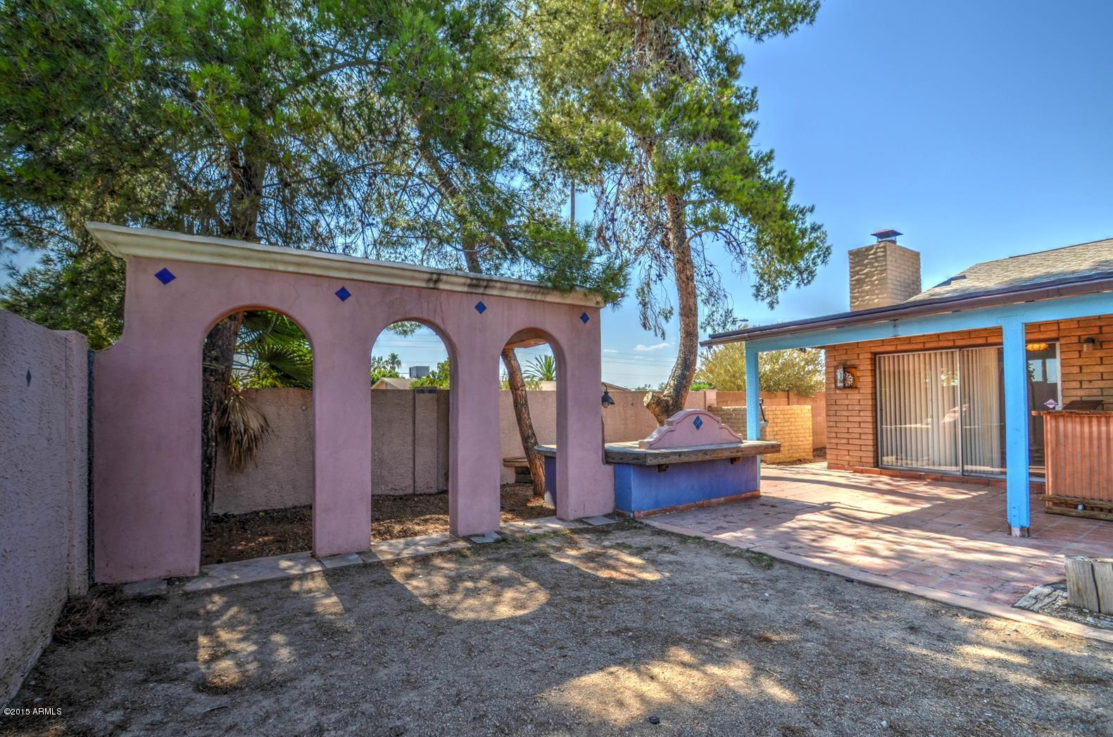 4233 West Ruth Avenue Phoenix, AZ 85051 - Photo 37 of 39 rear-2