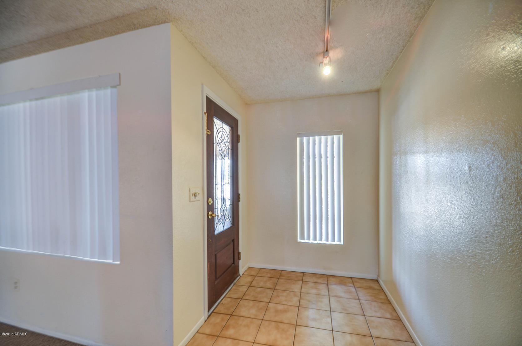 4233 West Ruth Avenue Phoenix, AZ 85051 - Photo 5 of 39 entry