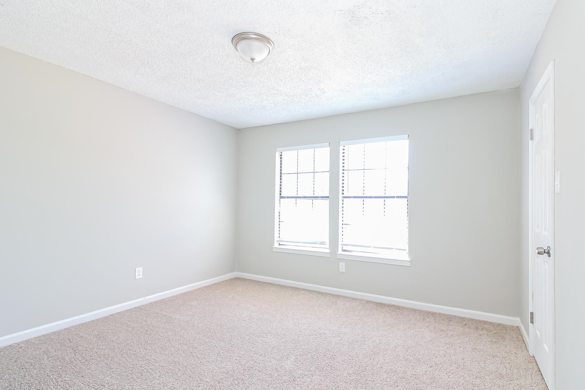 3546 Christine Road Memphis, TN 38118 - Photo 18 of 23 an empty room with a window