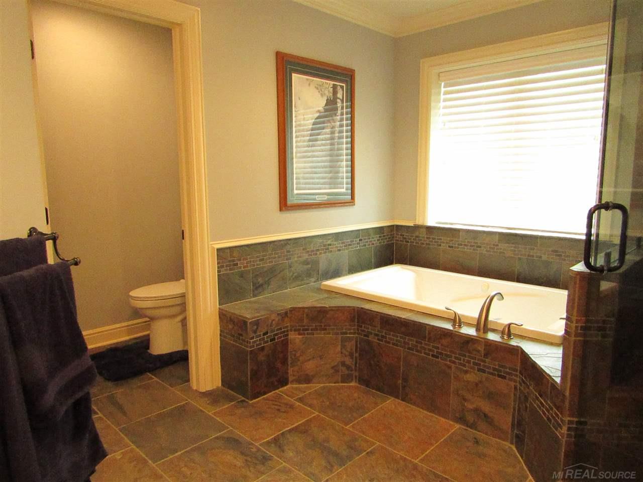 508 West Sutton Road Lapeer, MI 48446 - Photo 29 of 71 50007172-28.JPG