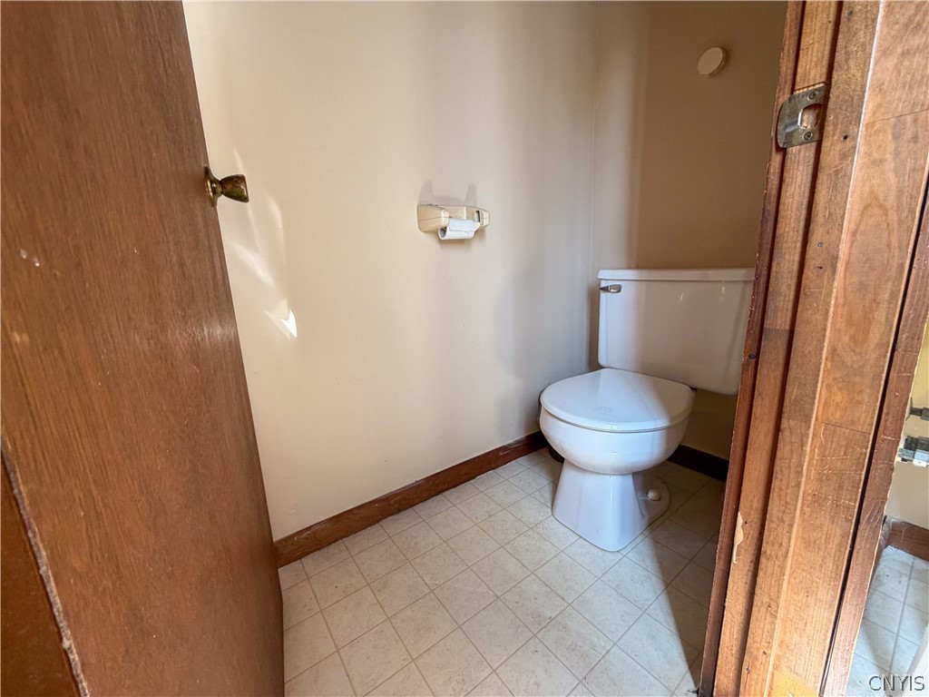 250 State Street Auburn, NY 13021 - Photo 14 of 31