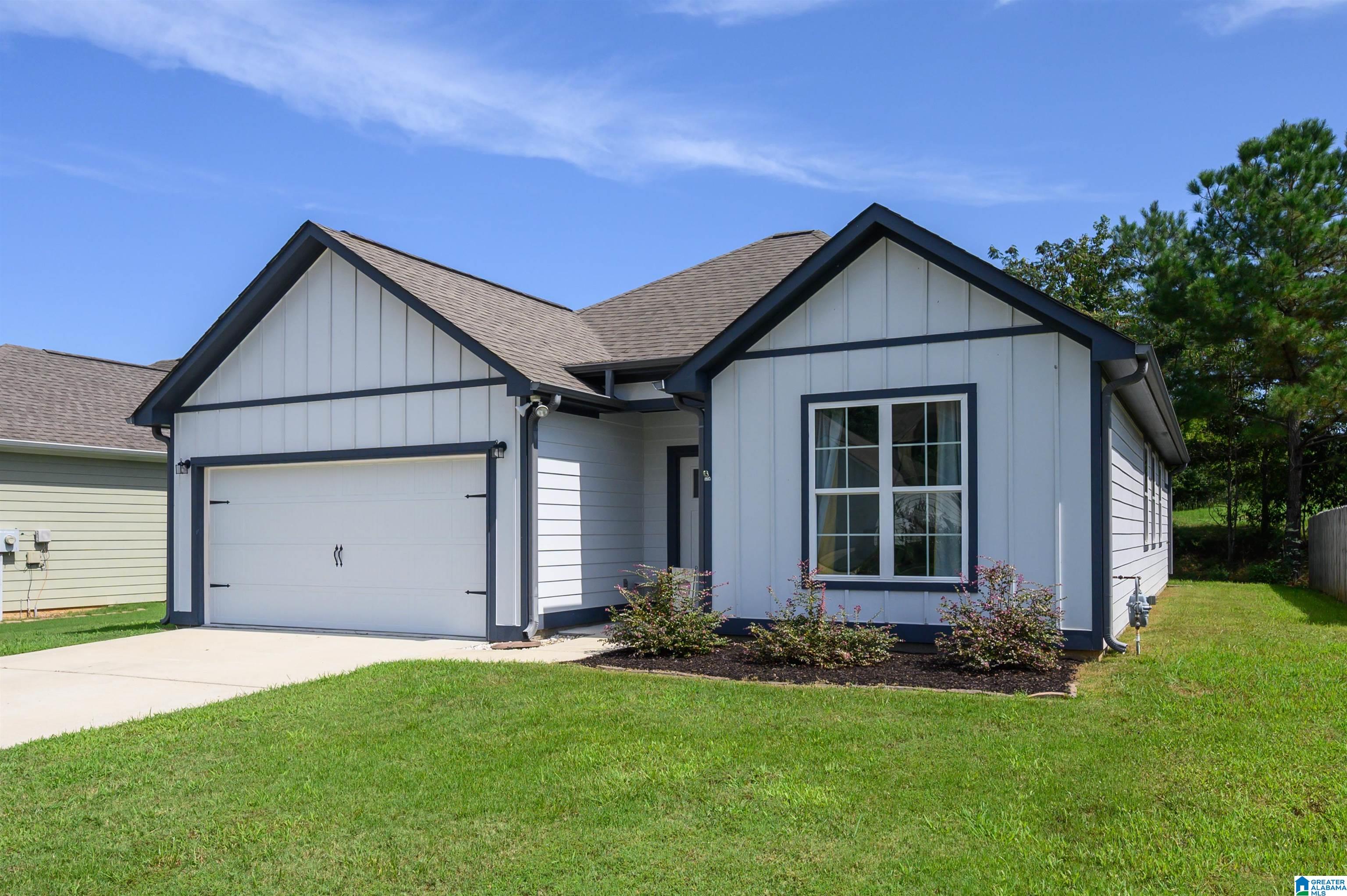 153 Ridgecrest Road Calera, AL 35040 - Photo 2 of 36