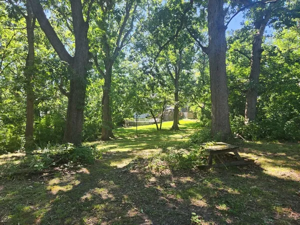 $474,500 | 9215 South 83rd Avenue, Hickory Hills, IL 60457
